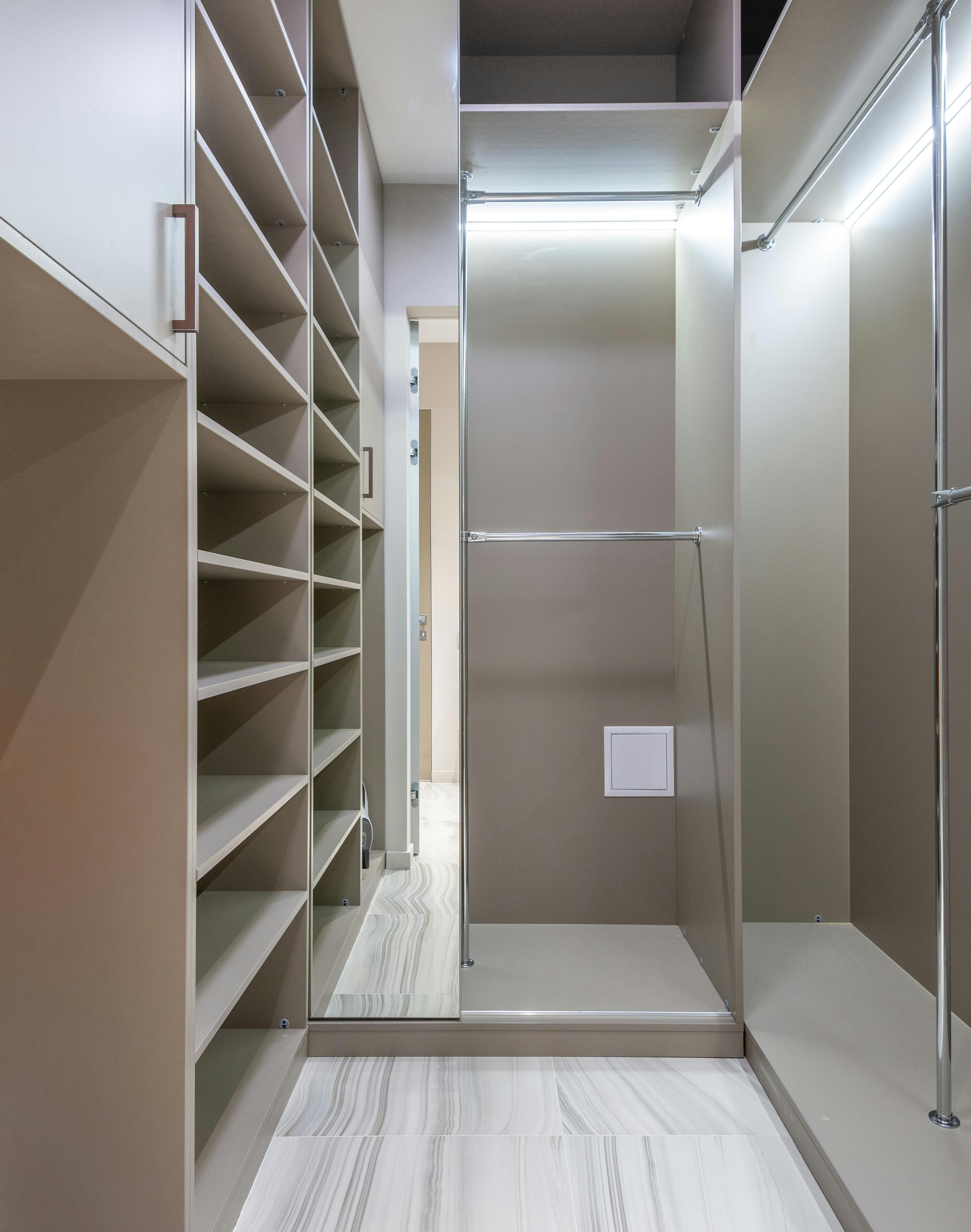 Premium custom closet system